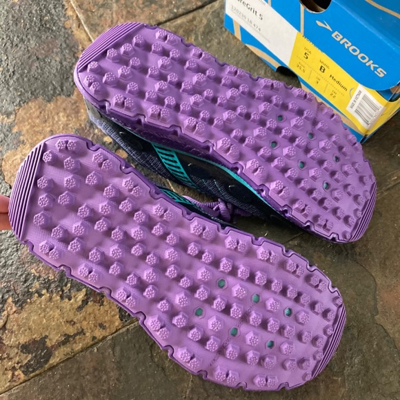 NWB Brooks Pure Grit 5 Trail Running Shoe Lightweight Minimal Obstacle Sz 5 - Picture 7 of 8